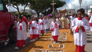 Corpus Christi movimentou catlicos em Euclides da Cunha.